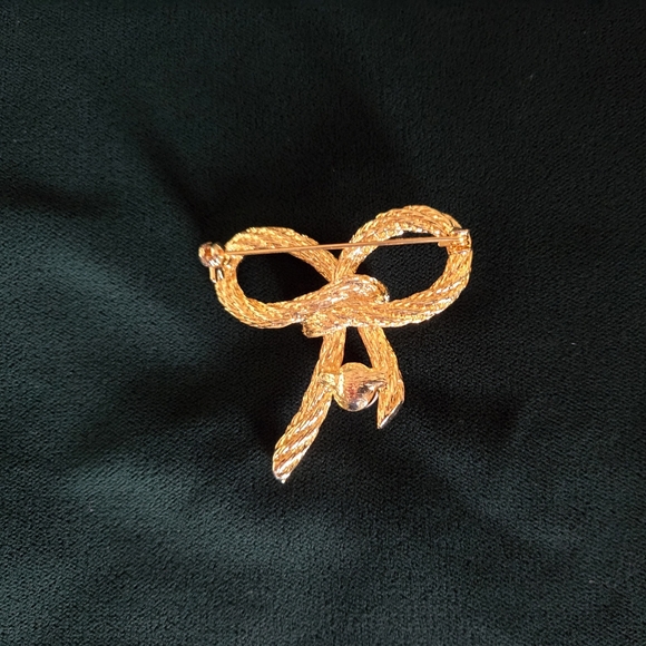 Vintage Brooches - Picture 3 of 7